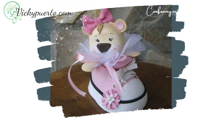 recuerdo para bautizo, En osito dentro de un zapato.